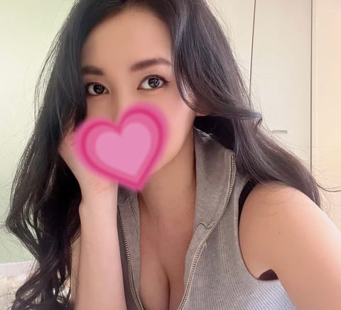 こんにちは☀️
Xサボりがちです💦

今日は21:00まで武蔵小杉です🌹

癒されたい方ぜひ🤍

17:00-ご案内可能