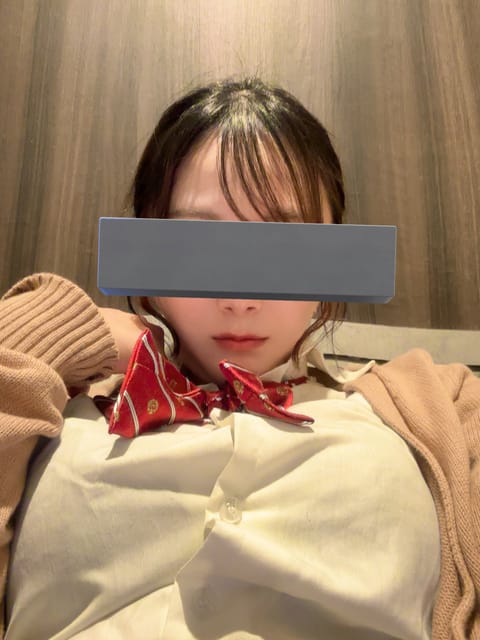 出勤しました✨
今日はJKのコスプレです🤭

ご予約お待ちしております🤫

🔗 headspa-tokyo.com
📱 
