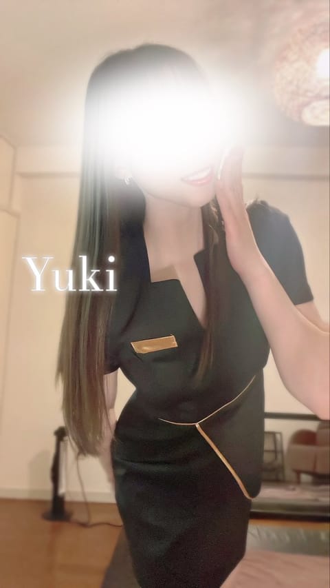 急遽ですが！本日出勤します~😆

10時頃から🈳ありますのでぜひ✨