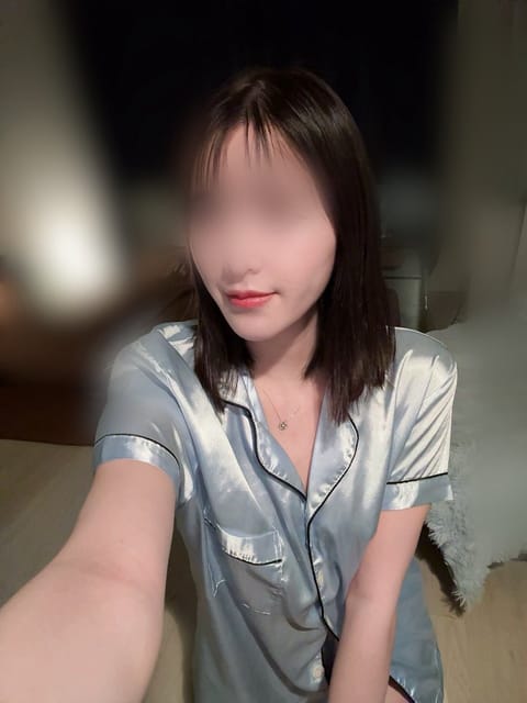 24:40〜 本指名様✨

久しぶりすぎて挨拶があけましておめでとうなの笑っちゃった(笑)

都合悪かったのに疲れてる中
