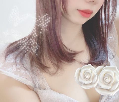 こんにちは☀︎暑すぎてびっくり(｡･ω･｡)
本日大塚南roomにいます🎶

12時〜90分まで🈳有り
14時〜16時3