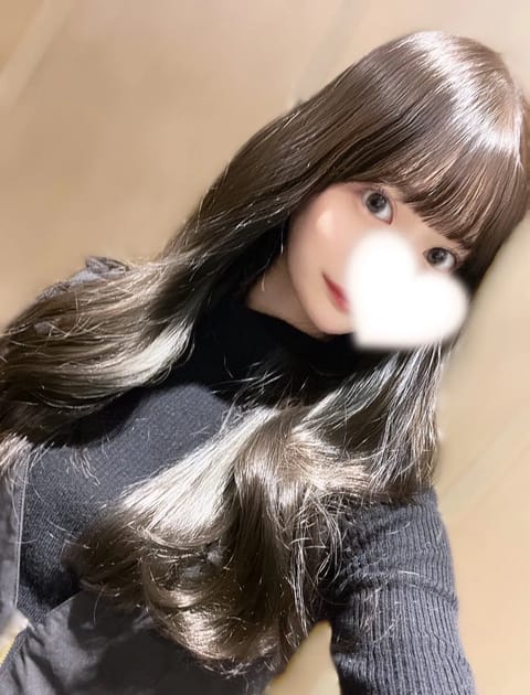 本日12時から20時まで用賀ルームです🌕

12:00〜🈳
16:00〜17:40🈵
17:55〜🈳

本日もよろしくお