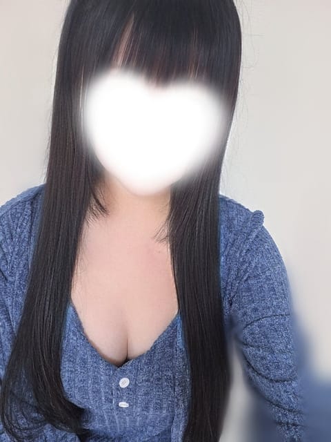 本日21:00-5:00います🫧🎀

お盆明け、そろそろ疲れ溜まってきてない？みくるがたくさん癒してあげるね♡