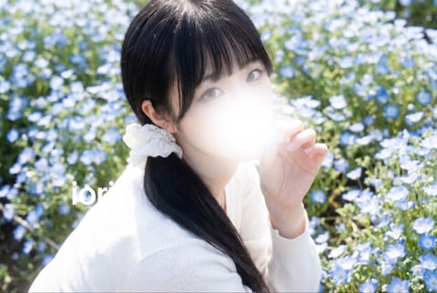 最近、気温差激しいけど…
お兄さんは体調大丈夫ですか(ᐡっ രᐡ)💦❔

昼間はあったかいのに夜はちょっと寒かったりして