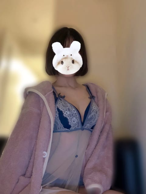 こんにちは🥵☀️せりなです🐰
あっという間に8月に突入！
１ヶ月が光の速度ですぎてゆく…🥺
今月はもうちょっと丁寧に暮ら