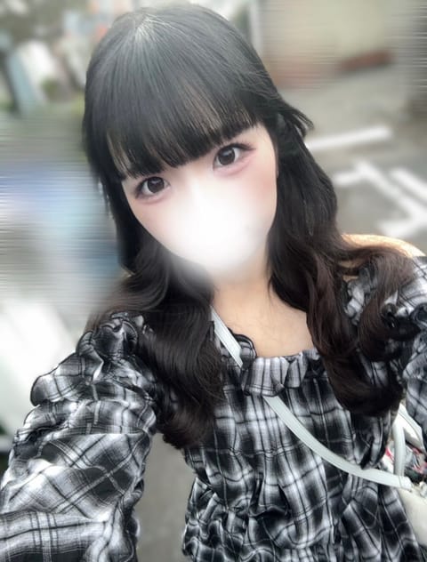 はじめまして！8日からピュアスパさんでお世話になるあやかです🐰✨

これからよろしくお願いします💕