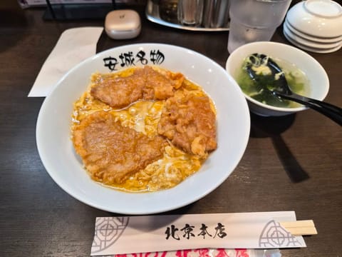 遠征の楽しみの１つ✨
近隣のスタバに行くこととランチ巡り✨

今日しかランチに行けないので、調べたらそこまで遠くないしお