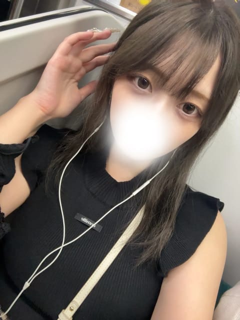 今日このあと21時〜5時までいます(っ ॑꒳ ॑c)
最近涼しくてうれしい♡
日曜日だけど会いにきてくれたらたくさんお兄