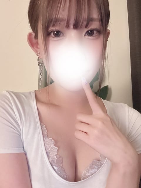先日大型犬カフェに行ってきました🐶

大きなワンちゃんたちに囲まれて癒されました〜✨

さて、今日はまだご予約の枠が空い