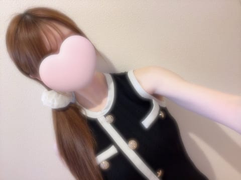 ⟡.·来週のシフトです⟡.·

♡8日16:00-21:00
♡11日16:00-21:00
♡12日16:00-21: