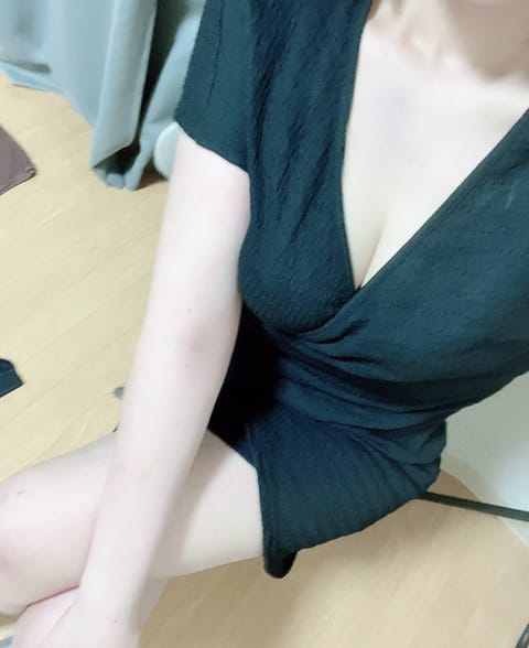姫予約限定で
予約特典あります🫶

日時
希望コース
お名前
電話番号
来店したことあるかないか

こちらを記入して
D