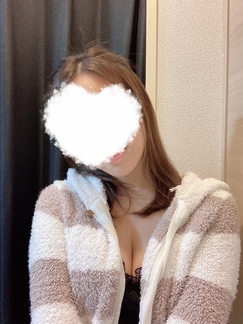 出勤しました✨

早い時間空きあります！
