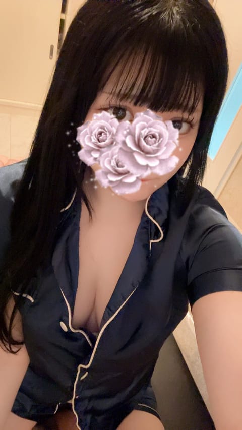 今日も入室したよ〜❣

れいにたくさん責められたいお兄さん大募集🥹✋🏻💕

今日は月曜日だからみんな忙しいかもだけどお誘