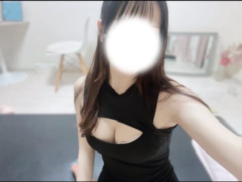 こんばんは😊きらです🐈‍⬛🎀
沼津店出勤しております！
最近とても寒いですね😭お待ちしております໒꒱