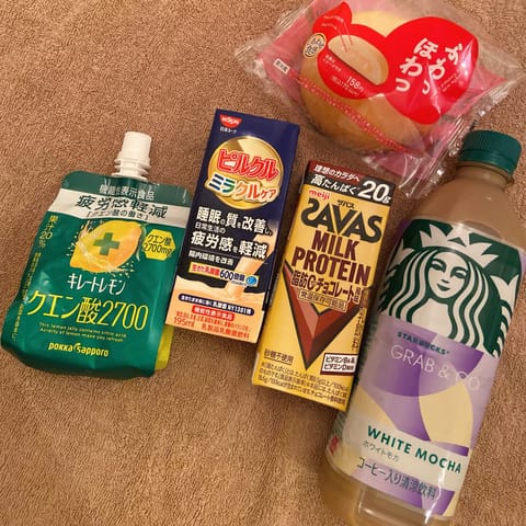 差し入れたくさん🙌🏻ありがとう💕
次回9(木)12:00~です💗