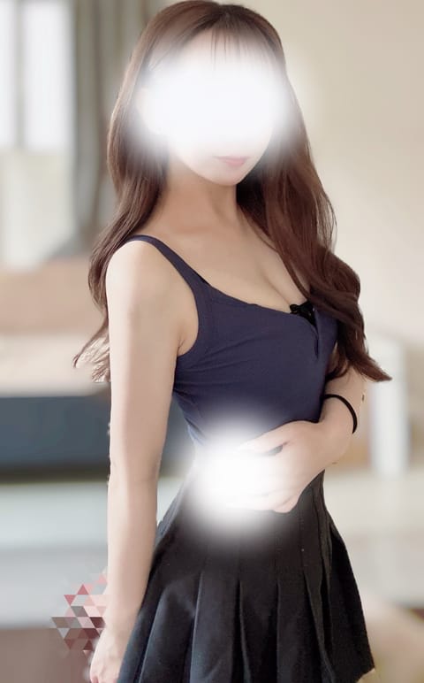 三連休お疲れ様でした⸜(ˊᗜˋ)⸝
みんなはなにした？

出勤予定♡

2/24(火) 11:00~16:30
2/26
