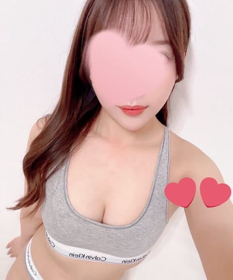 さっき出勤追加したのに本指名様2名ご新規様1名早速ご予約ありがとう〜🥺🫶
最短15:15~🈳あります✨

今日も会えるの