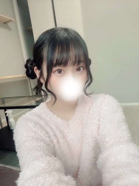 出勤しました💕

今日も11:00〜21:00です🌿

外は暑いけど、
お部屋は涼しくしてお待ちしてます🎐☺️

ゆっく