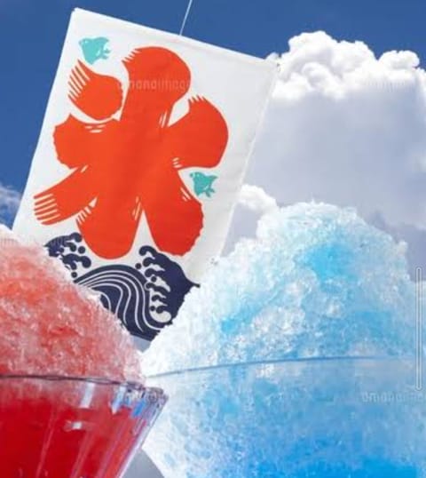 お疲れ様です🍀*゜
この時間でもまだ暑いですね💧       出勤途中アイス食べたくなったけど…この暑さじゃ秒で溶けちゃ