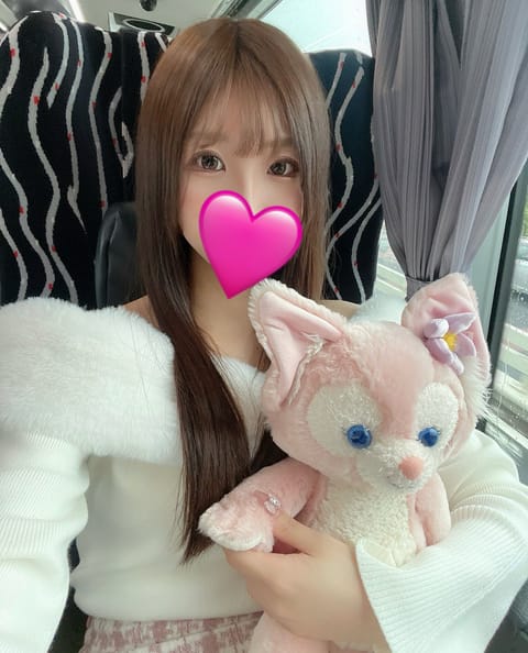 本日出勤です💕
21：00〜5：00の出勤でした🙇
前のツイート時間間違えてました🙏

事前予約してくださっているお兄様
