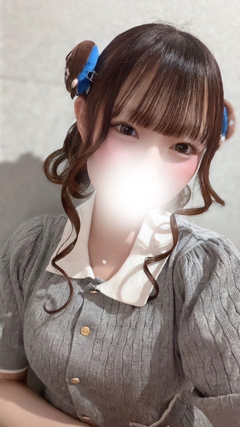 先週は地元のお友達と、遊んだり
ライブに行ったりしてきました🚀💫

初めての髪型をした日の写真どん❕🪼

今日からまたお