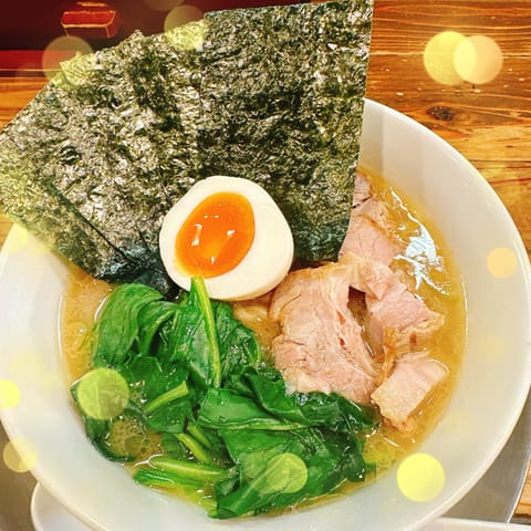 先日、川越出勤の時にずっと気になっていたラーメン屋さんに行くことができました🍜
今日のルームもラーメン屋さんの近くです
