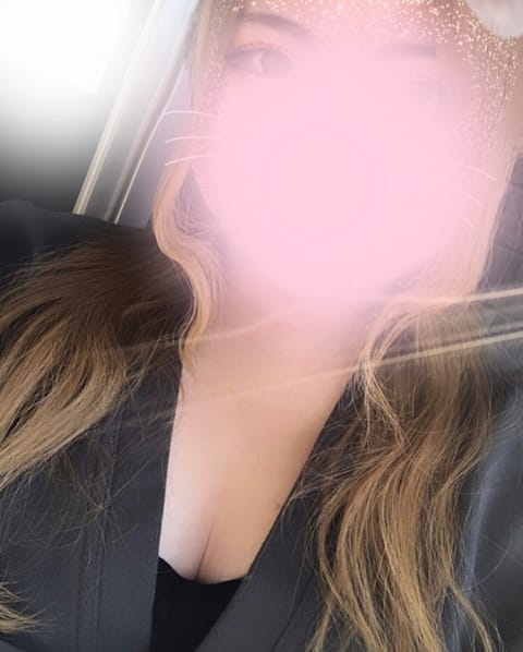 こんばんは🌛
お久しぶりです🥹
みんなさなの事忘れないでね❕

次の出勤予定です🫶
28日(金) 10時〜15時

久々