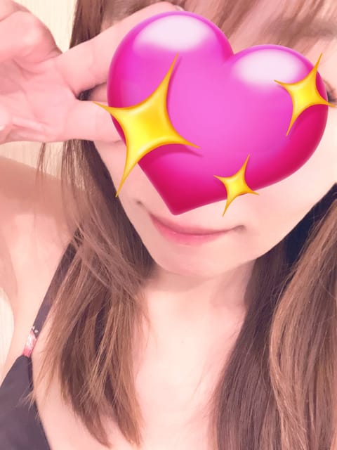 お久しぶりです(*´ ˘ `*)♡
またもや 出勤が空いてしまいましたが

9/27 水 17時〜28時で出勤します🥰

