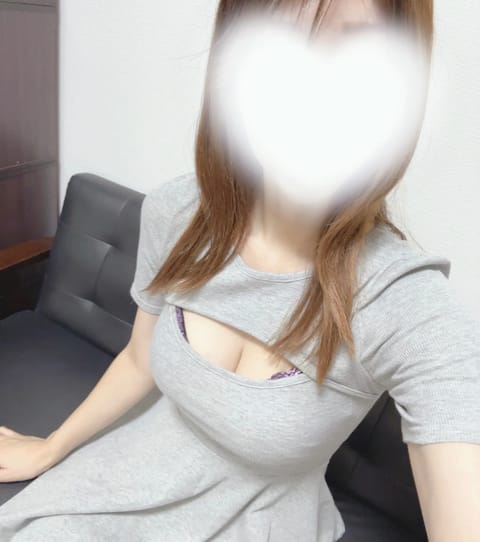 おはようございます✨️
今日は16:00まで横浜います♡

🈳13:00までです🙆🏼‍♀️

お誘い待ってます☺️