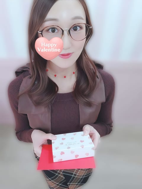 Happy Valentine🍫💓 
どっちを選ぶ？😳