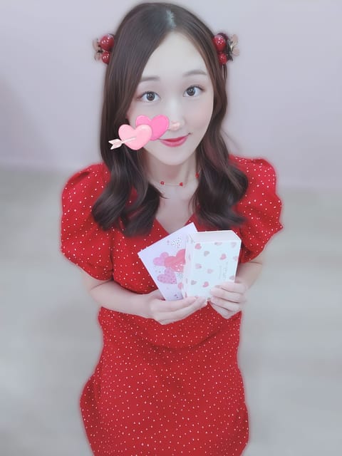 Happy Valentine🍫💓 
どっちを選ぶ？😳