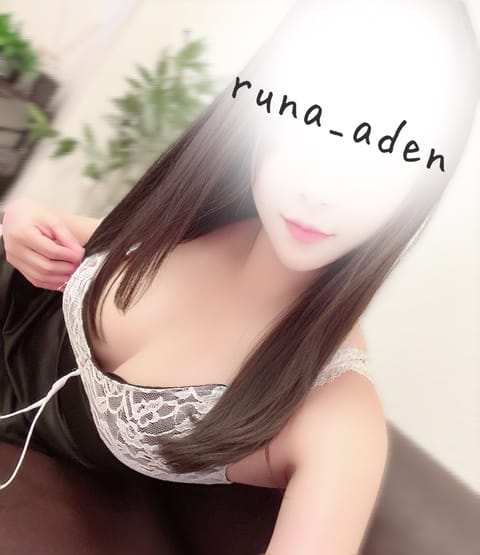 るな出勤しました🌙⋆.♡

ジメジメで暑いですね〜🥲☂️

本日も22時までお待ちしております❤︎₍ᐢ·͈༝·͈ᐢ₎
お