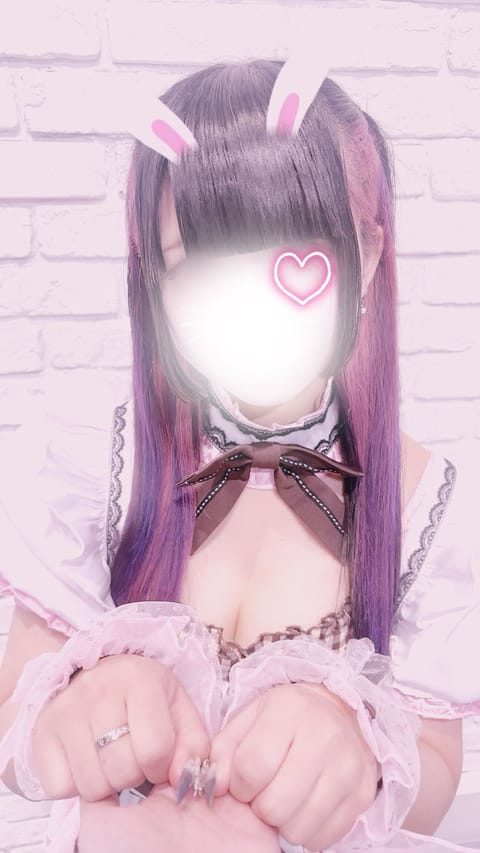 本日22-4でいます︎🎀
ご予約お待ちしております🎶