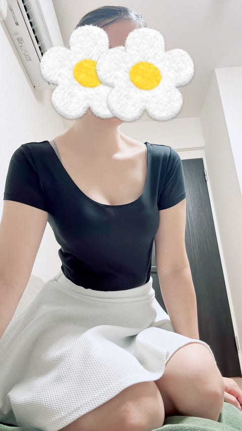 こんにちは🌼
早番出勤してます🫧
今週もたくさんのご予約ありがとうございました❕
来週もよろしくお願いします🙏♡