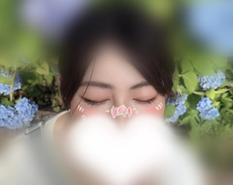 お待たせしました🪼✨

なのです♡

この度、自由が丘にやってきました🪽

これから出逢う紳士様にも、
少しだけ日常を忘