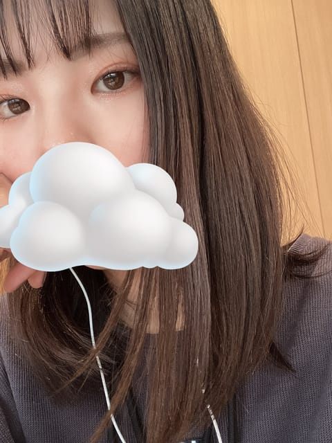 おはよございます🥱🫧
本日13時〜18時まで出勤してます👀💖
予約枠まだ空きあるよ〜
暇つぶしに遊びにきてね🐶

風強い