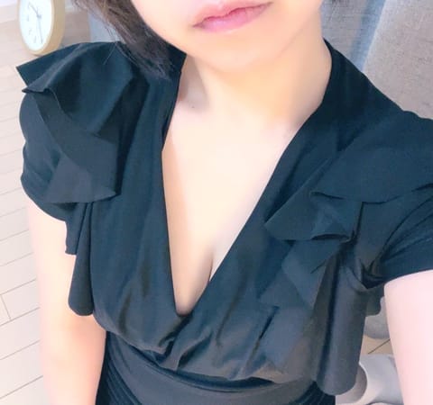 先程のお客様ありがとうございました✨️
X見てきてくれてありがとう💕にこにこ笑顔につられて私まで笑顔になっちゃう☺️また