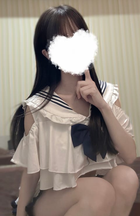 こんばんは、ひよりです🐣
本日もお越しいただいたお兄様方ありがとうございました💕

12/5 18:00〜またお部屋でお