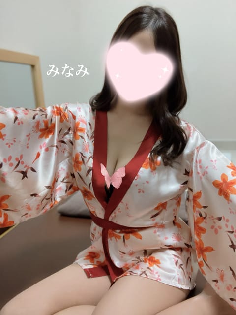 こんにちは！本日みなみ出勤日ですッ🎀
1月30日(木)19時30分〜23時00分
先週はご新規様！たくさん気持ち良くなっ