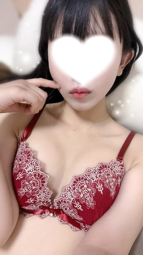 出勤してます♡

次回🈳 14:00〜ご予約🉑です😊♪
今日も元気にお待ちしてますね📞🩷

#メンズエステ #関東 #茨