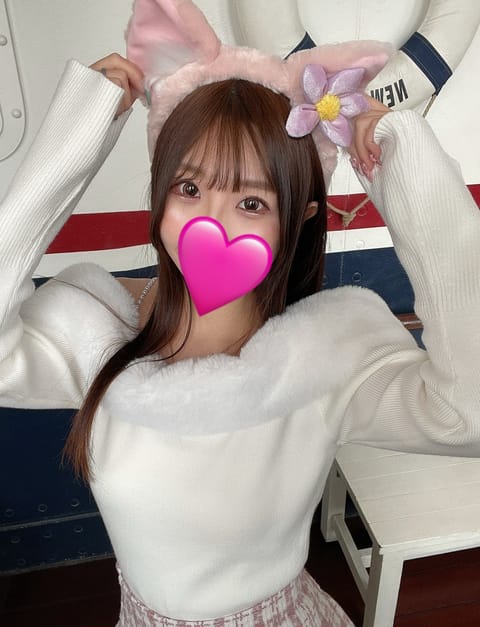 本日20：00〜5：00の出勤です🫶

本日の最短のご案内は
22:20〜🈳です🙇
事前予約してくださっているお兄様あり