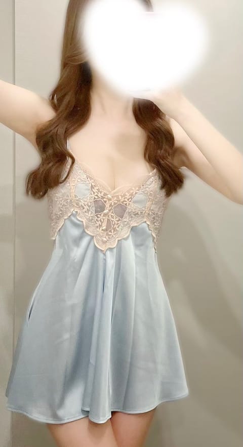 こないだは本指名様dayで楽しかった💕

23日(水)20:00~03:00　麻布

本日もよろしくお願いします🐰🤍

