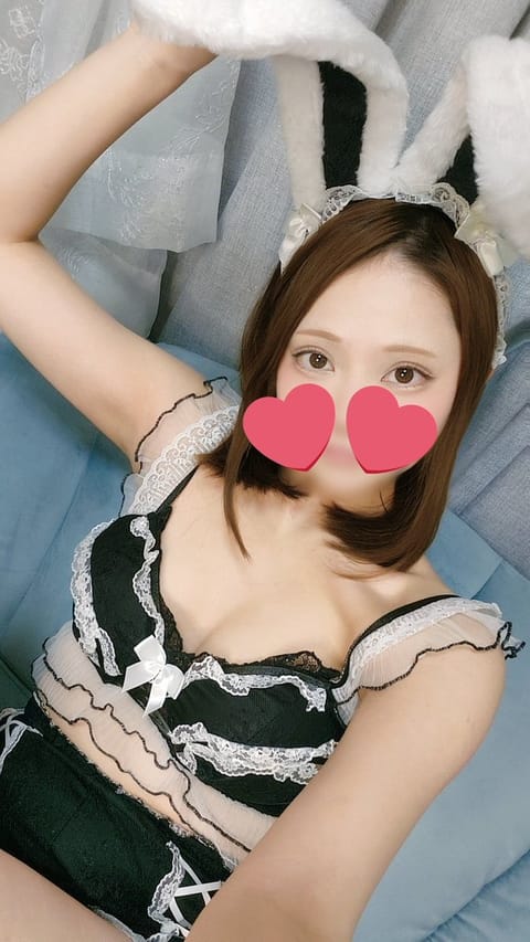 出勤初日っ🎶
雨なのに☔ 会いに来てくれた
おにいさん、ありがとう💕

お陰様で完売ですっ😆︎💖

差し入れまでありがと