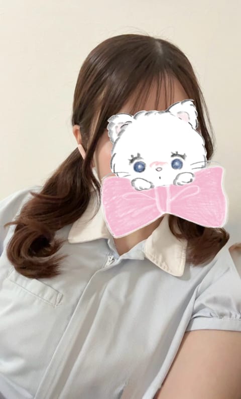 初めまして🫶
かれんです！02初めてみました♩

今月の出勤は6/29 16:30〜です！
お会いできるの楽しみにしてま