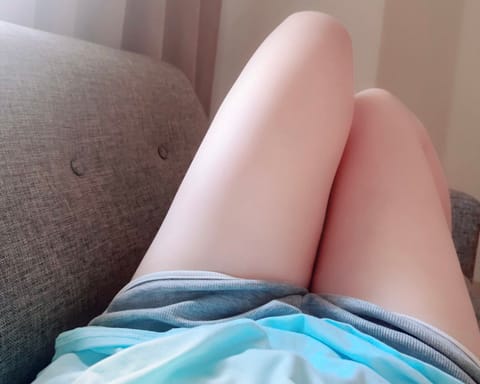 やっほ〜ヽ(｡･ω･｡)ﾉ

この後60分のみ空いてますよん✊🏻

外暑いから水分補給して気をつけてね🫠