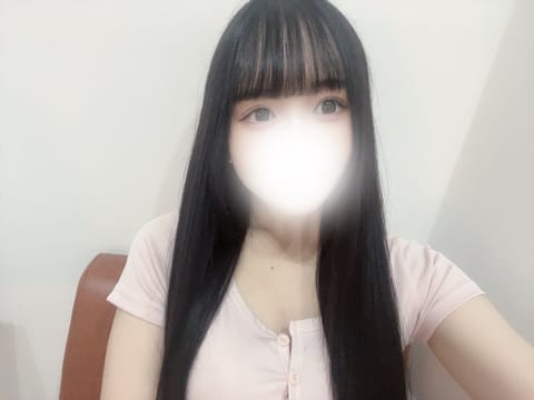 18時から渋谷ルーム出勤してます♡
駅ついたら雨降ってて濡れちゃった🥲
朝までお待ちしております︎☺︎︎