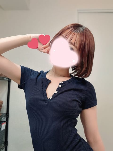 こんばん🐕

今日はリクエストいただいて19:30〜出勤してます🫧

27:30までいるので、会いにきてくれたら喜びます