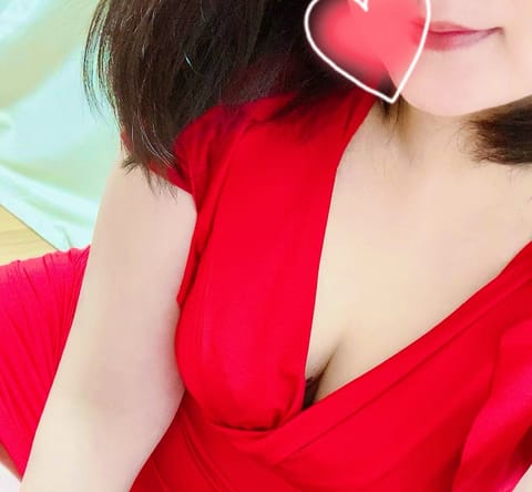 おはようございます😊

新大阪ルーム出勤しました💕

ご予約お待ちしていますね( ๑´³`)~♡