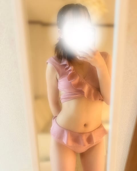 先日はありがとうございました🈵♡

個人的にこのツーピースが可愛くて好きなんだけど、仲良しさんもはじめまして様も、「似合