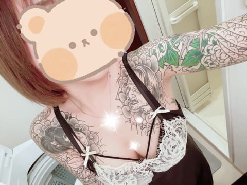 こんばんわ🌙
久しぶりにこの時間出勤してます🌝✨
会いにきてね〜❣️